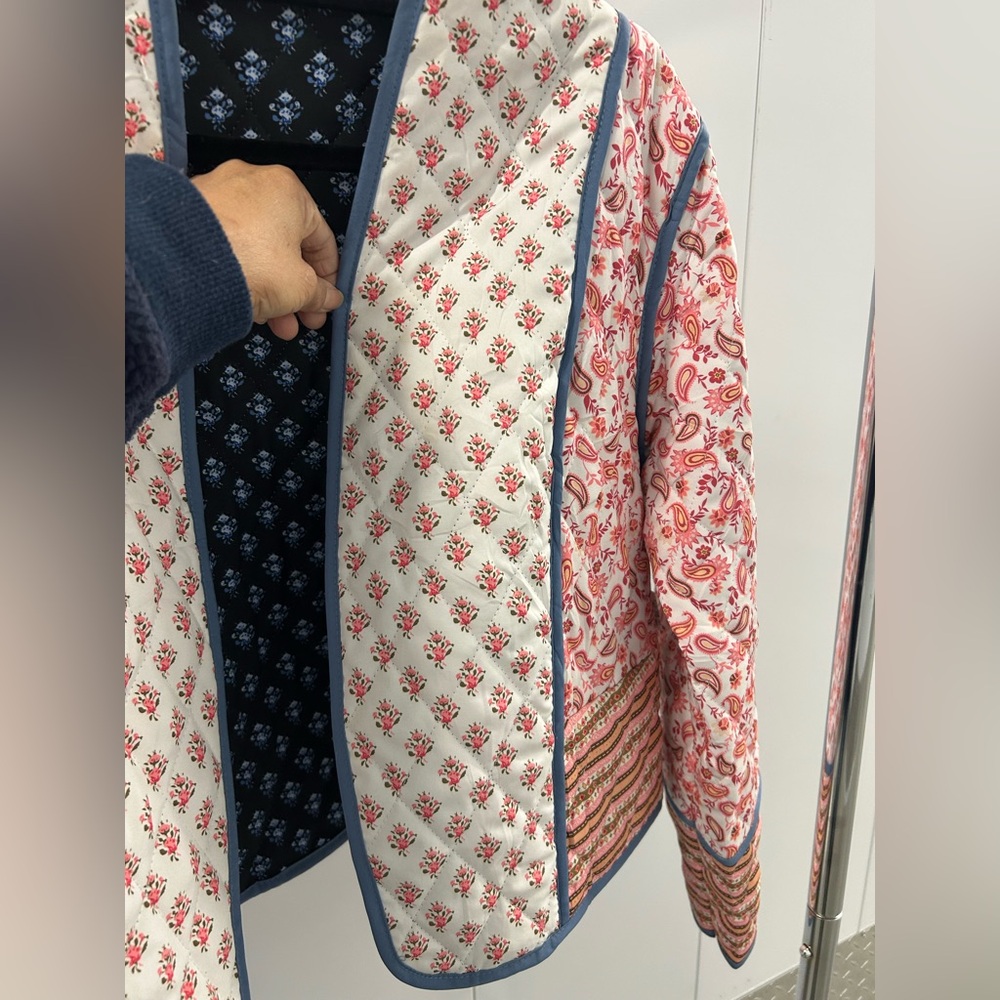 Patchwork Floral Reversible Jacket in Indigo & Petal, Size Large - Picture 9 of 16